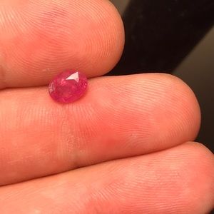 1.30 ct Natural Pink Beryl Bixbite Gemstone